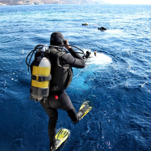 Recently, BrandQuest were retained by UK-based The Human Diver to provide a brand strategy for their global network of highly accomplished dive instructors.
Established in 2018, the HumanDiver network uses the science of ‘Human Factors’ to minimise risk across the global scuba-diving fraternity.